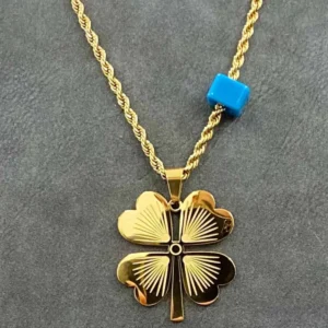 Altın Kaplama Dört Yapraklı Yonca ve Geçmeli Mavi Küp Tasarım Çelik Kolye 60 cm