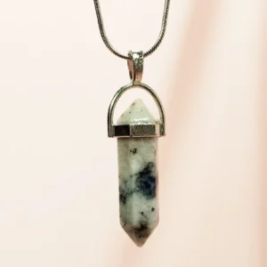 Mavi Kuvars Doğal Taşı Zincirli El Yapımı Tasarımlı Kolye Uç: 3,5 cm Zincir: 20 cm Kutulu