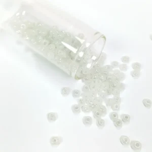 Dökme Cam Kum Boncuk Büyük Boy (6/0) 4 mm - 20 Gram - İnci Beyaz - BNC081