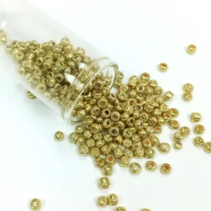 Dökme Cam Kum Boncuk Büyük Boy (6/0) 4 mm - 20 Gram - Altın - BNC093