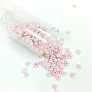 Dökme Cam Kum Boncuk Büyük Boy (6/0) 4 mm - 60 Gram - Toz Pembe - BNC113